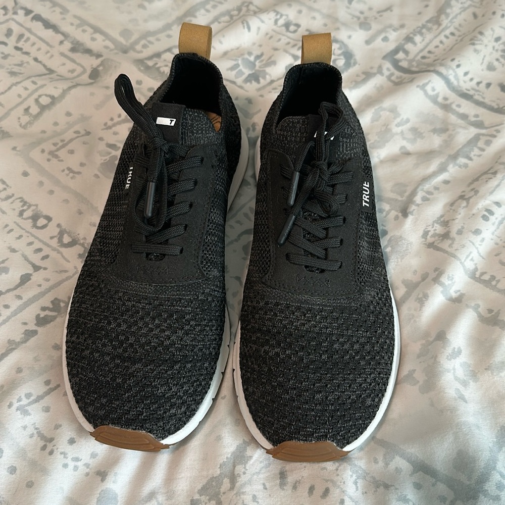 Women’s True Shoes